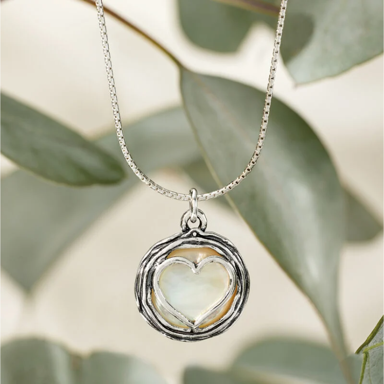 Sterling silver mother-of-pearl heart-shaped necklace - Imagen 6