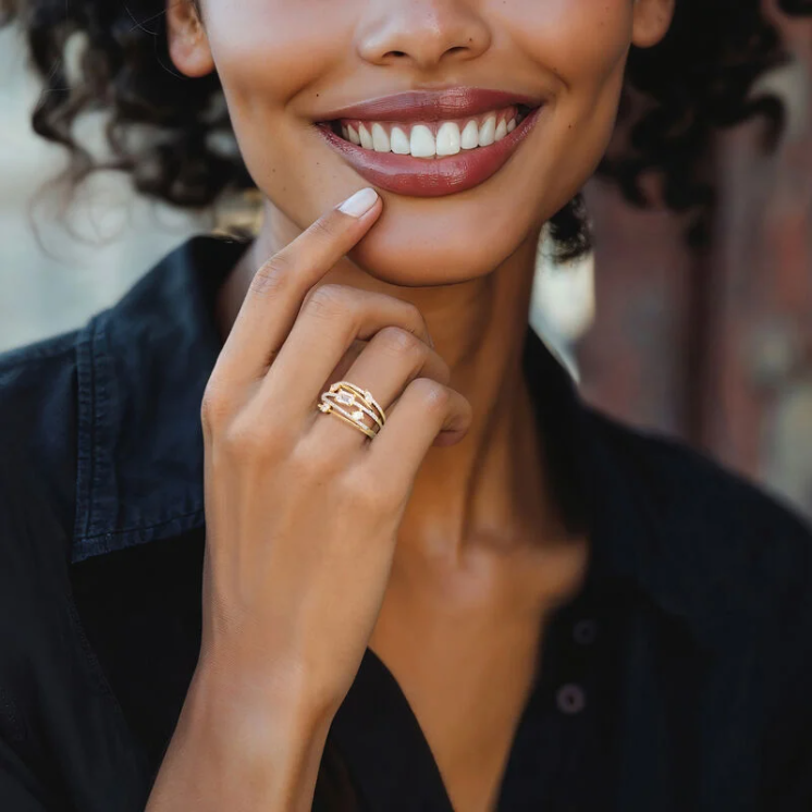 1.00 carat lab-grown diamond ring, 18K gold plated with sterling silver. - Image 6